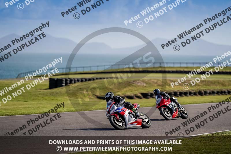 anglesey no limits trackday;anglesey photographs;anglesey trackday photographs;enduro digital images;event digital images;eventdigitalimages;no limits trackdays;peter wileman photography;racing digital images;trac mon;trackday digital images;trackday photos;ty croes